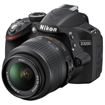 Nikon D3200 Noir + Obj. Nikon AF S DX VR 18 55 mm f/3.5 5.6 série