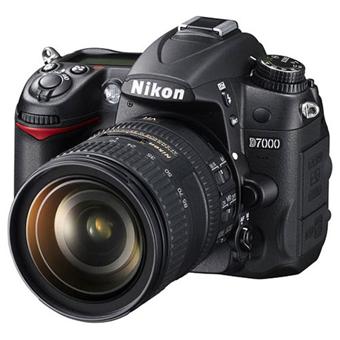 votre Nikon D7000 + Obj. Nikon AF S DX VR II 16 85 mm f/3.5 5.6 G