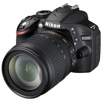 Nikon D3200 Noir + Obj. Nikon AF S DX VR ED 18 105 mm f/3.5 5.6