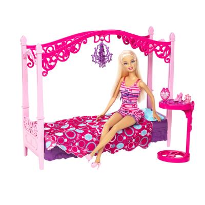 Poupe et mobilier de Barbie : La chambre Mattel pour 82