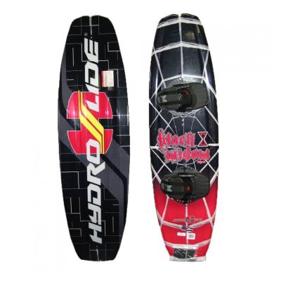 Wakeboard Black Widow 142 Avec Chausse Chaser Hydroslide pour 390
