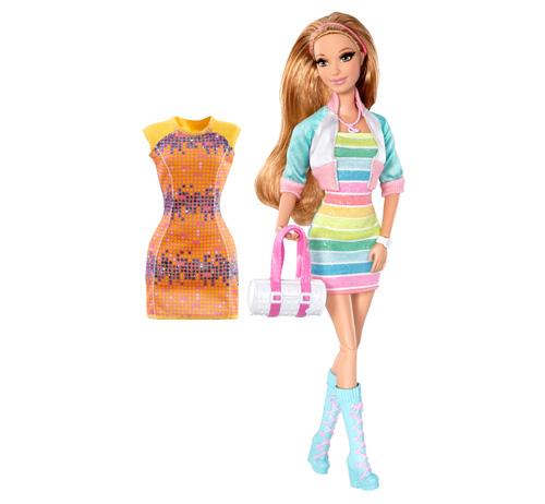 Poupe Barbie Amie Mode et Tenue Summer Doll Mattel pour 370
