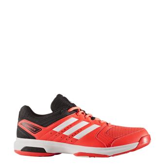 chaussures adidas essence