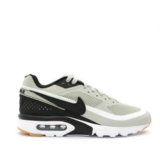 nike aire max bw