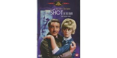 SHOT IN THE DARK-L INSPECTEUR S EMMELE-BILINGUE