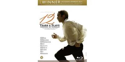 B-TWELVE YEARS A SLAVE-BILINGUE