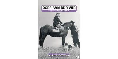 Village au bord du fleuve - Doctor in the Village ( Dorp aan de rivier ) ( Village on the River ) - Import, Origine Néerlandais