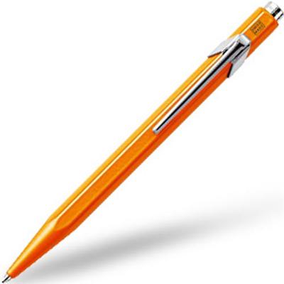 Caran Dache 849.03 de trazo medio naranja metal