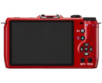 Pentax Q10 Rouge + Obj. Pentax : 5 – 15 mm f/2.8 – 4.5 + Fourre-tout + Mini trépied