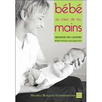 Bébé au coeur de vos mains