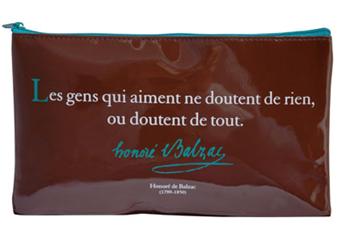 Trousse Vinyl Rectangle Chocolat Citation Les Gens Balzac Vinyl Long22 H126 Prof1 Cm Objet Derive Objet Derive Citation Achat Livre Fnac