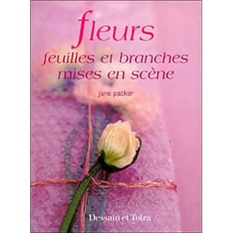 Fleurs, feuilles et branches mises en scène - 1
