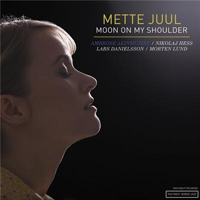 Moon on my shoulder