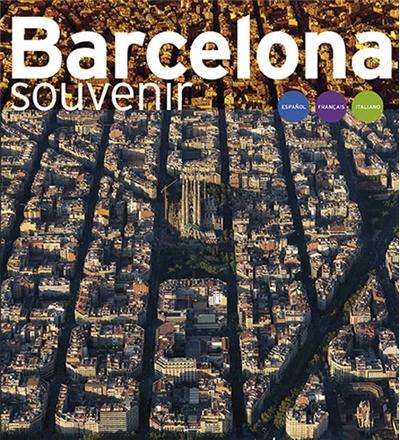 Barcelona souvenir - Triangle Postals