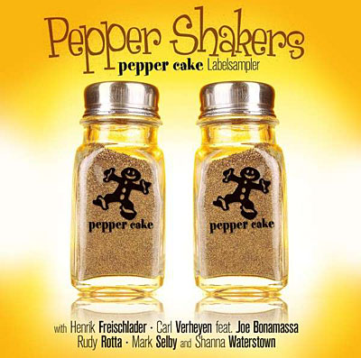 Pepper shakers pepper cake sampler