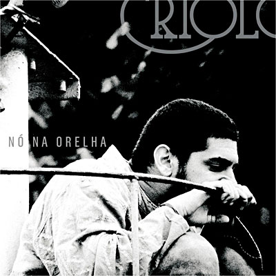 No Na Orelha