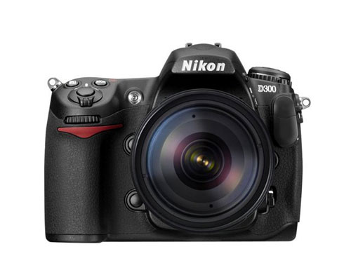 Nikon D300 + Obj. Nikon Af 18 - 200 Mm Vr + Poignée Mbd-10 + Batterie En-El3