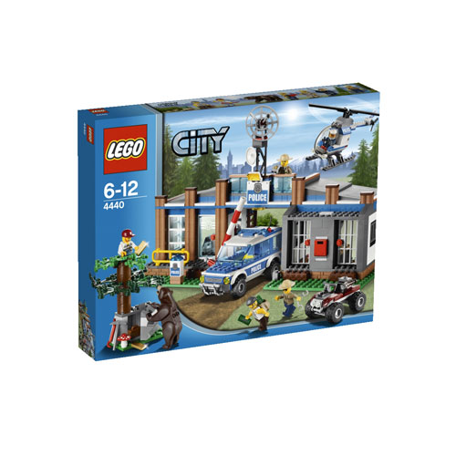 LEGO&reg; City 4440 Le poste de police en for&ecirc;t 