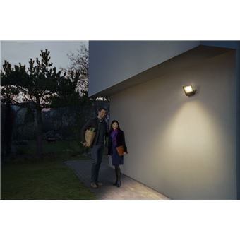 LEDVANCE Éclairage extérieur intelligent à LED avec technologie WiFi -  projecteurs pour l'extérieur - couleurs RVB modifiables 