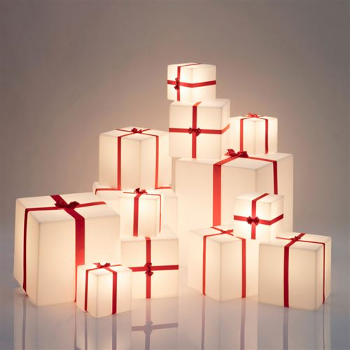 Lampe en forme de cadeau de Noël lumineuse et surprenante Slide Merry Cubo, Taille: 40