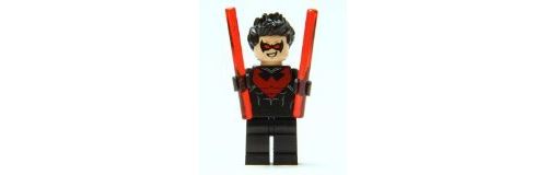 Figurine LEGO Nightwing (version rouge) - comprend 2 armes Red Baton