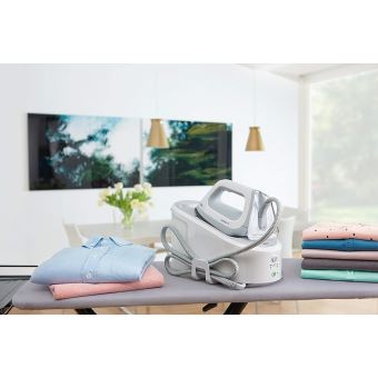 Braun IS3044WH Centrale vapeur 2400W Blanc/Violet