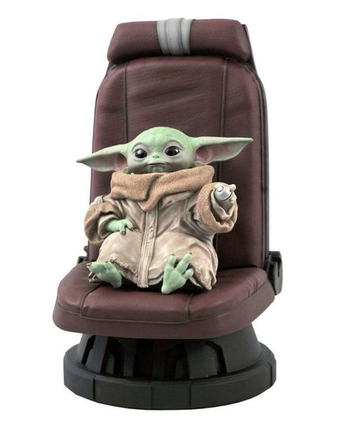Statue - Star Wars - The Mandalorian Child In Chair 1/2 Scale Statue