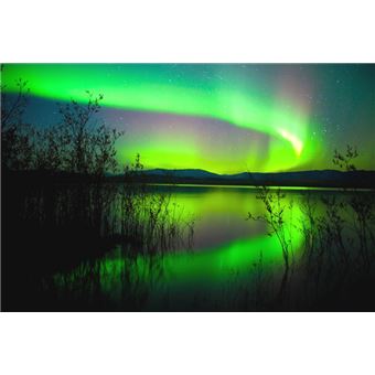 Aurore Polaire Poster Aurore Polaire Se Reflétant Dans Un Lac (61x91