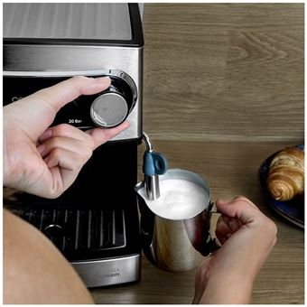 Clatronic ES 3643 - Machine à café avec buse vapeur Cappuccino - 15 bar -  acier inoxydable - Expresso à la Fnac