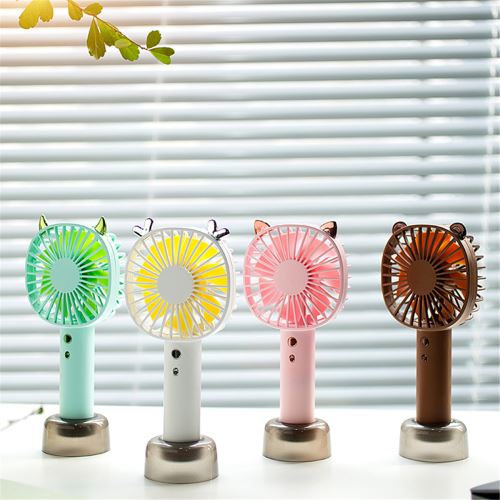 Mini Cartoon Ventilateur Mignon portable avec Base 3 Vitesse nuit Lumière VERT