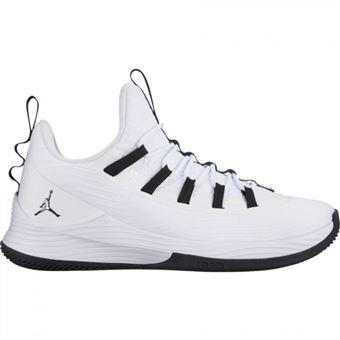 chaussure de basketball basse jordan