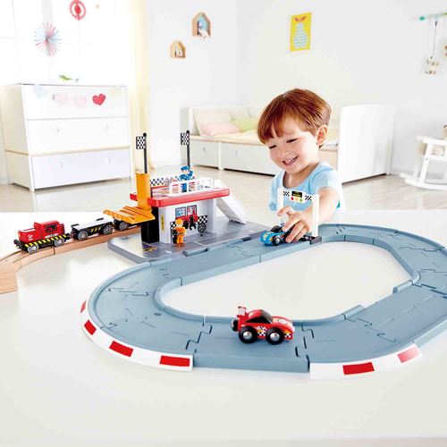 Hape piste de course Race Track Station en bois 63,5 cm