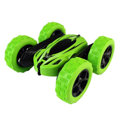Les enfants à 360 degrés tournent la télécommande à grande vitesse du modèle de voiture de cascade RC 4WD