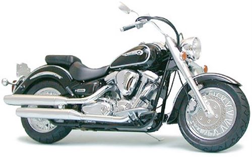 Yamaha XV1600 Road Star Tamiya 1/12