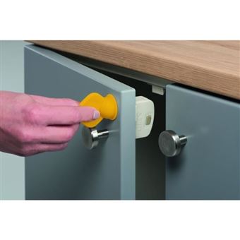 Bloque placard safety outlet 1st