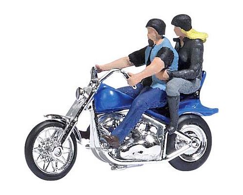 Moto US avec des pointes de motard H0 Busch 7860
