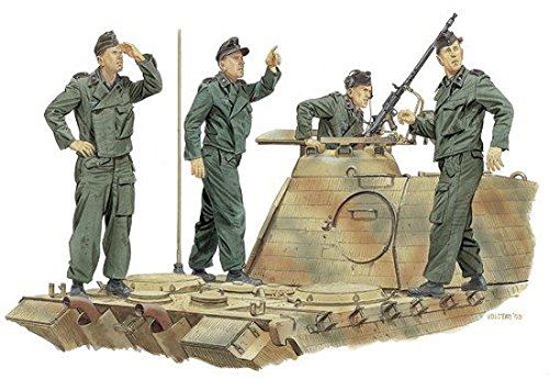135 Achtung-Jaboi Panzer Crew