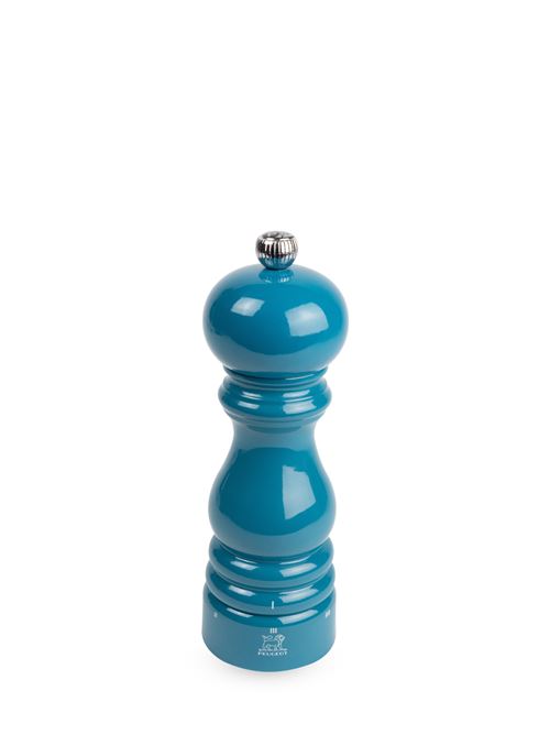 A must-have pepper mill: 18 cm u'Select wooden mill with its Pacific blue lacquer finish. Bring a touch of colour and flavour to your dishes with elegance and precision. Paris u'Select