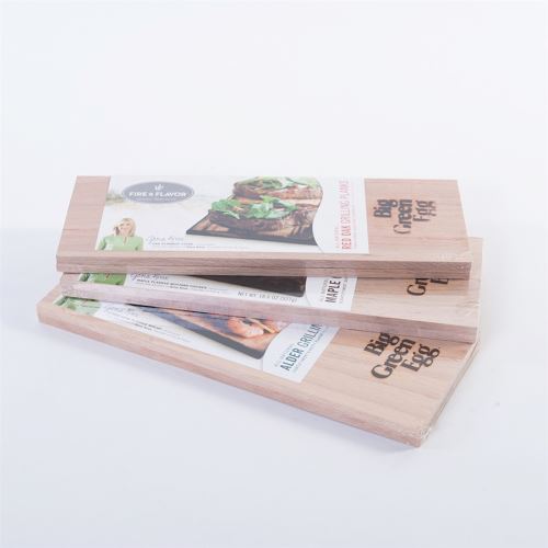 Bois de cèdre pour la fumée - Big Green Egg