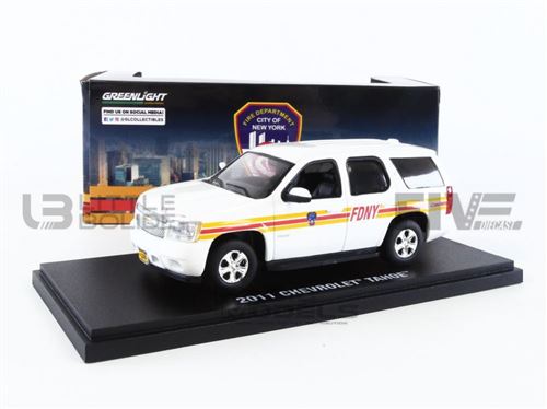 Voiture Miniature de Collection GREENLIGHT COLLECTIBLES 1-43 - CHEVROLET Tahoe - Official Fire Department City of New York - White - 86189