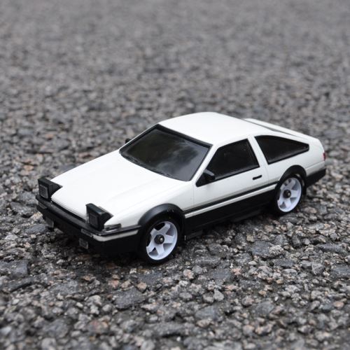 OHP IW06 AE86 1:28 Simulation voiture Voiture télécommandée Voiture de dérive voiture de jouet Blanc