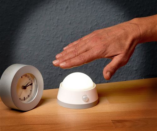 Brennenstuhl Veilleuse LED à piles avec détecteur de mouvement infrarouge  et interrupteur 3 modes, coloris blanc, Quantité : 1 - Achat & prix