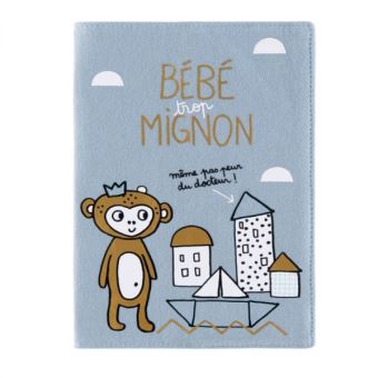 Protege Carnet De Sante Baby Trop Mignon Garcon Derriere La Porte Accessoires Sante A La Fnac