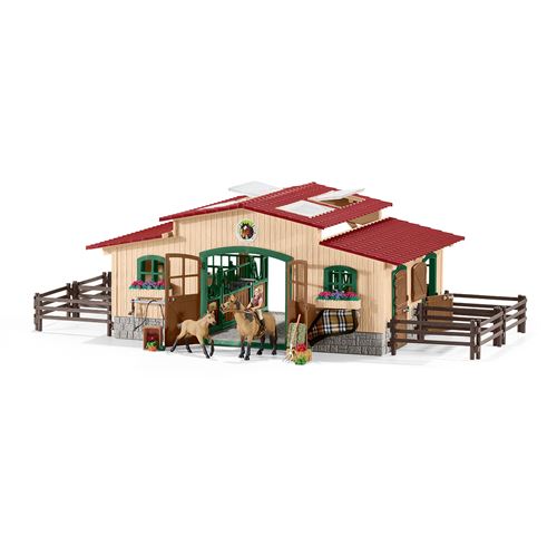 Schleich horse stable with accessories
