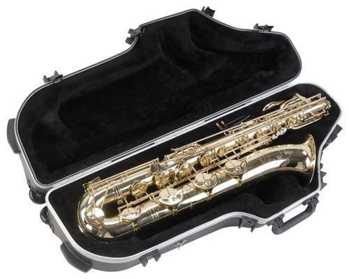 SKB 1SKB-455W Etui universel à roulettes Galbé pour Saxophone baryton Noir