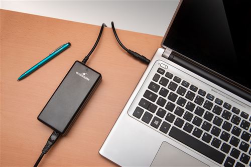 Chargeur alimentation PC HP - 90 Watts - sélection voltage automatique 18, 5 à 20V - 6 embouts interchangeables – 100% Compatible HP