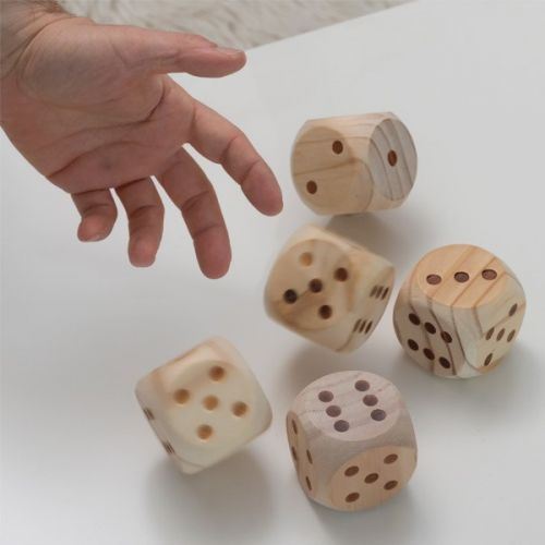 Jeu de Dés Géants en Bois (5 Pièces)