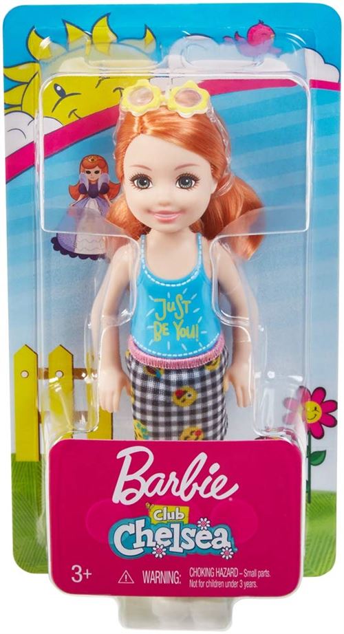 Barbie Famille mini-poupée Chelsea fille rousse, haut bleu et jupe vichy motifs smileys, jouet pour enfant, FXG81