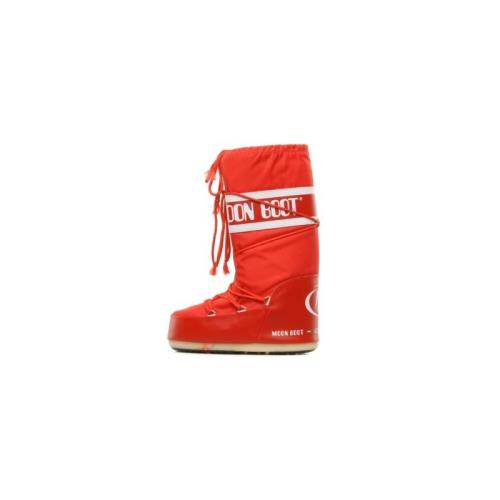 moon boots rouge