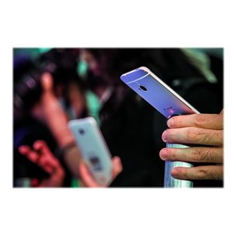 HTC One - 4G smartphone - RAM 2 Go / Mémoire interne 32 Go - 4.7" - 1920 x 1080 pixels - argent